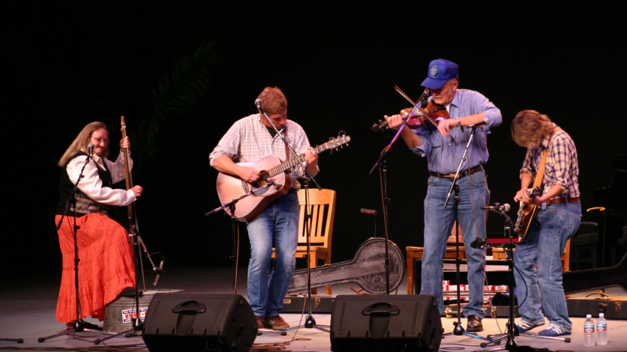 2005 Fiddle Tunes_2_Photo_Keven_Elliff